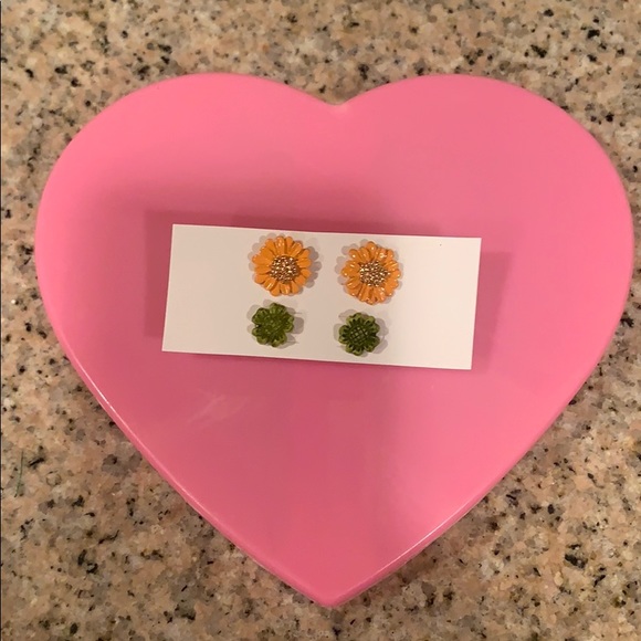 Flower Earring Bundle - Picture 1 of 2